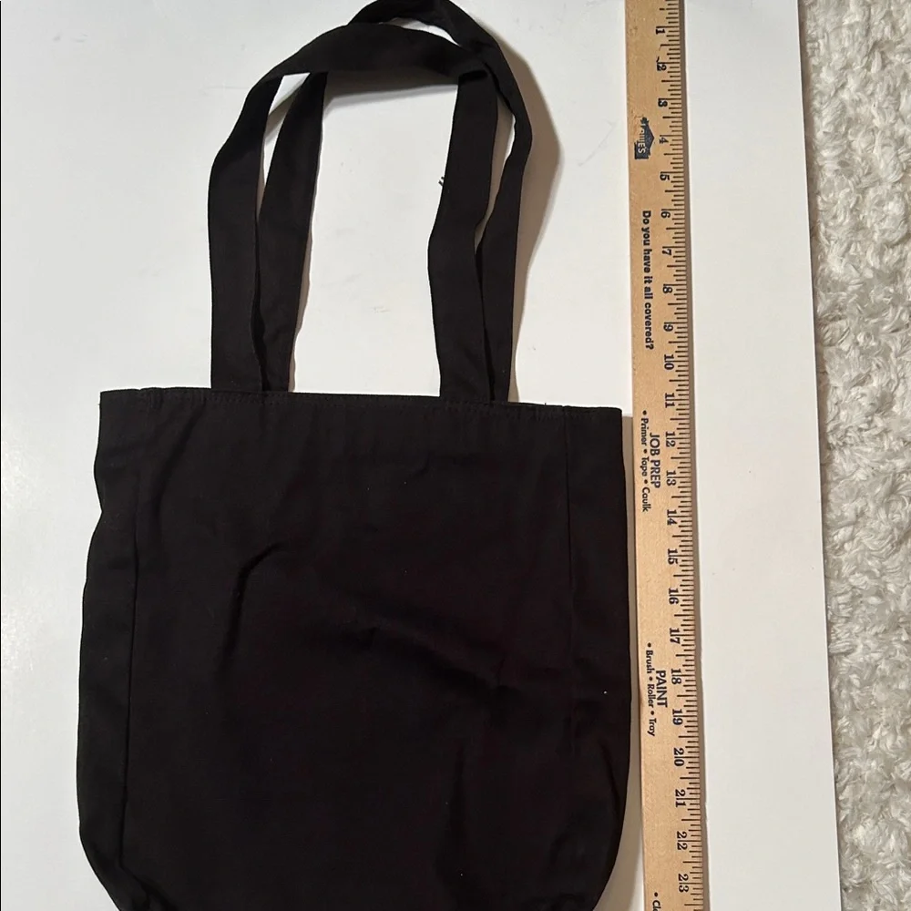 Ed Hardy Black Tote with Fierce Tiger Graphic - Picture 7 of 9